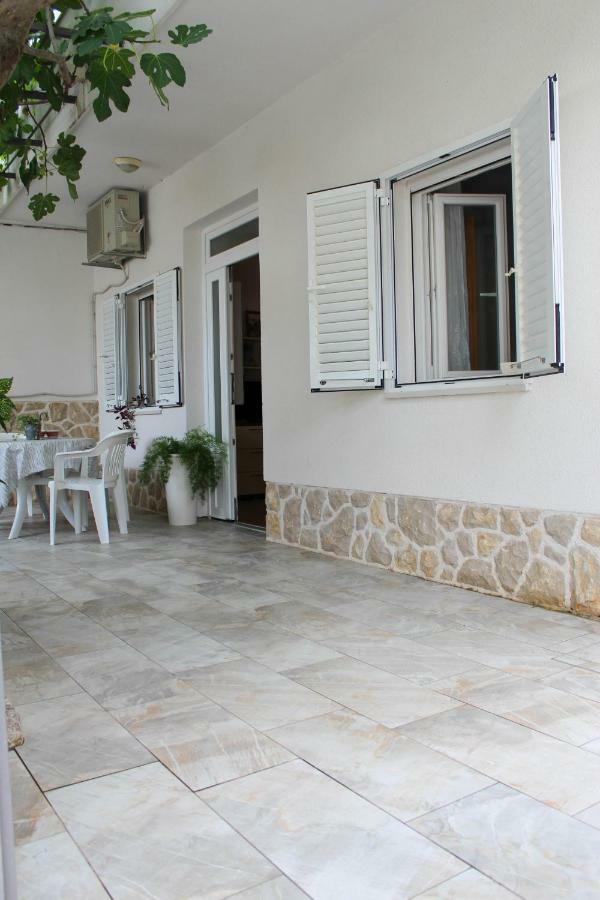 Cvita Apartment Vodice Exterior photo